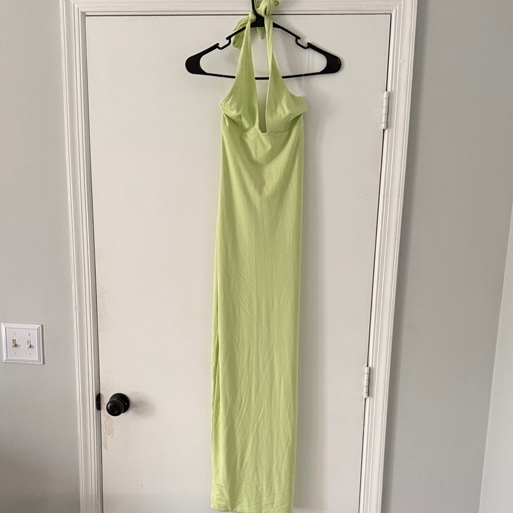 “Oh Polly”Elegant Lime Halter Maxi Dress NWT